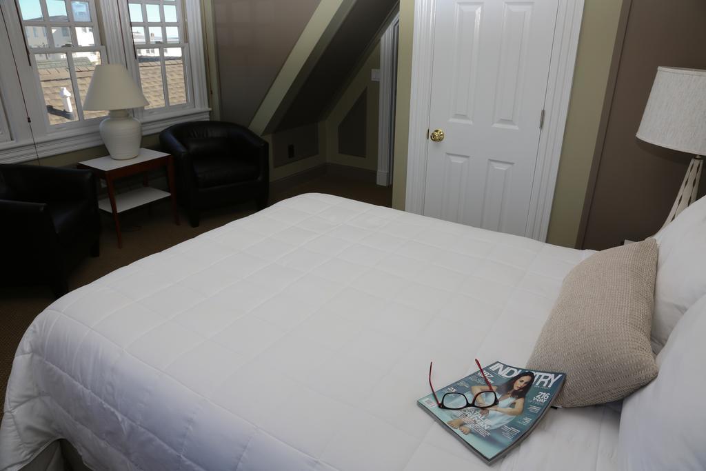 The Ocean Plaza Hotel Ocean Grove Room photo