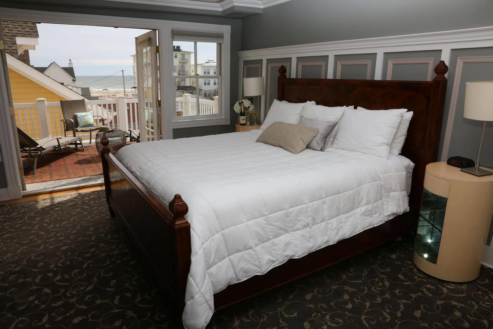 The Ocean Plaza Hotel Ocean Grove Exterior photo
